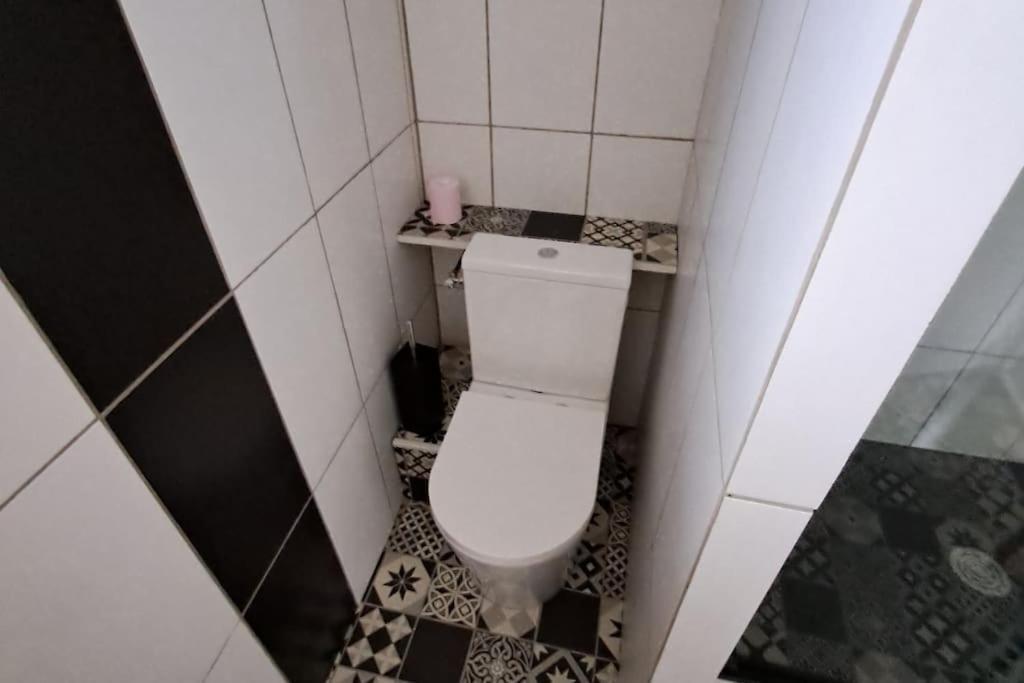 Agreable T2 Classe 3 Etoiles, Refait A Neuf, Dans Quartier Calme Rodez Zewnętrze zdjęcie